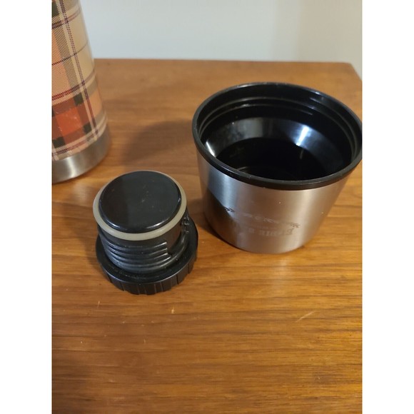 Eddie Bauer Outfitter Plaid Vacuum Sealed Thermos Hot or Cold - 1L - 33.9 Oz - Picture 3 of 5
